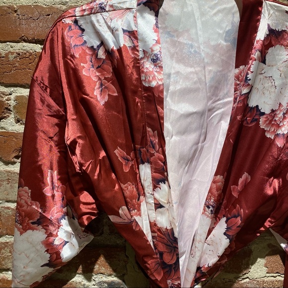 4️⃣for2️⃣0️⃣! Robe - Picture 4 of 5